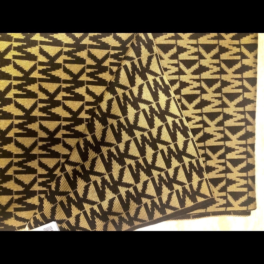Michael Kors Scarf Set | MK Logo Scarf and Glove Combo - Picture 2 of 3